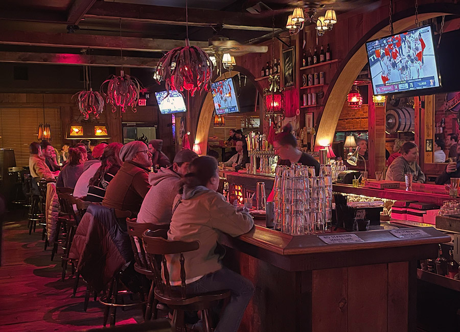 Bar at Hounddog's Pizza